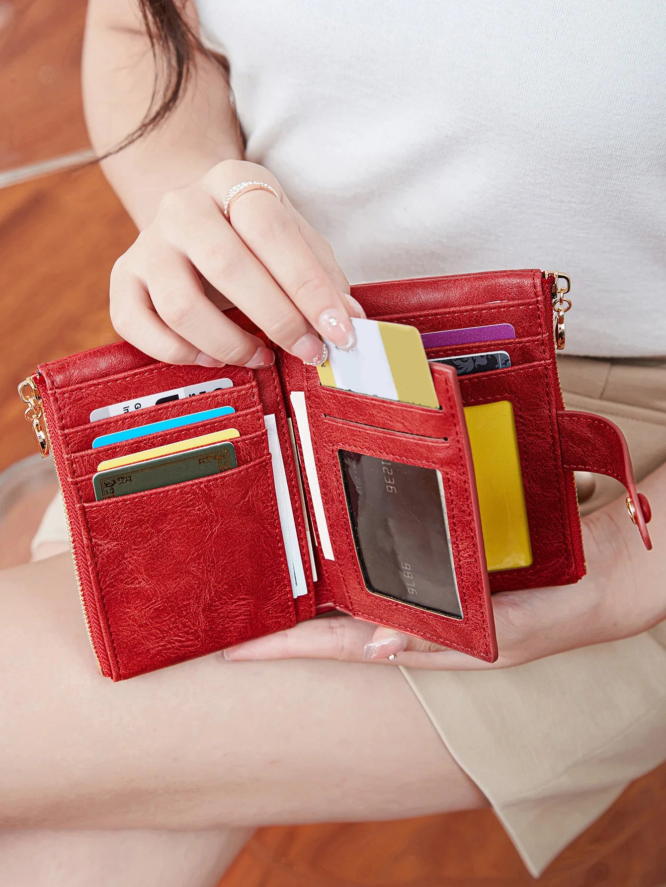 Minimalist Women's Triple-Layer Zipper Wallet