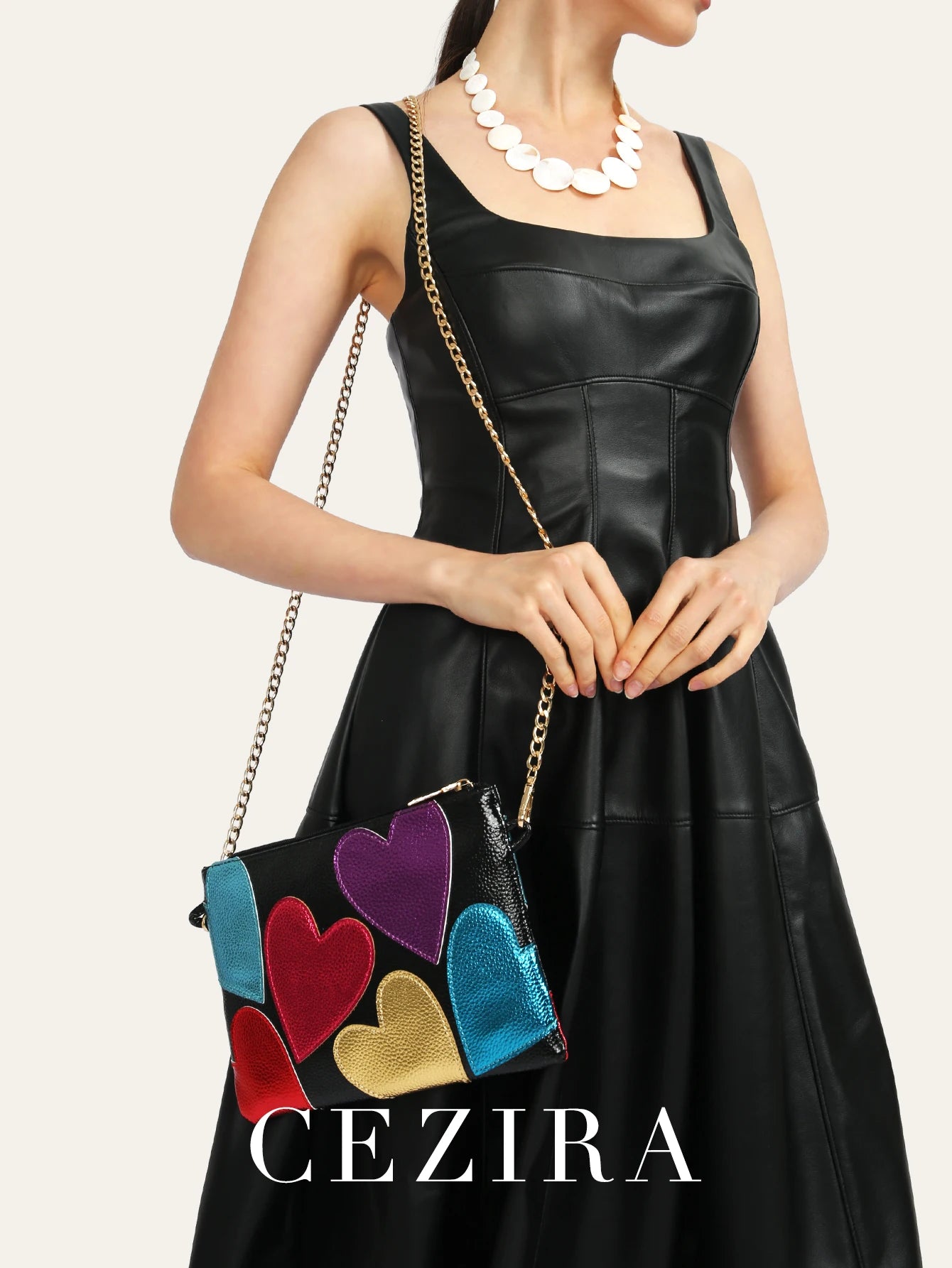 Colorful Metallic Heart Pattern Clutch