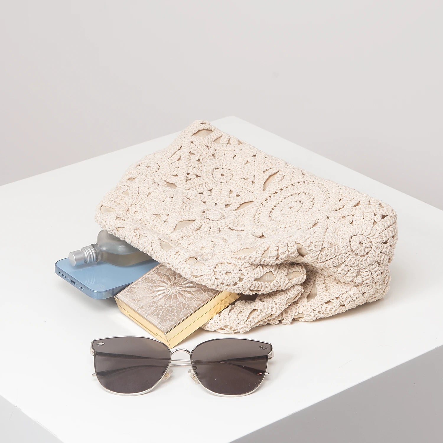Boho Chic Straw Clutch Bag