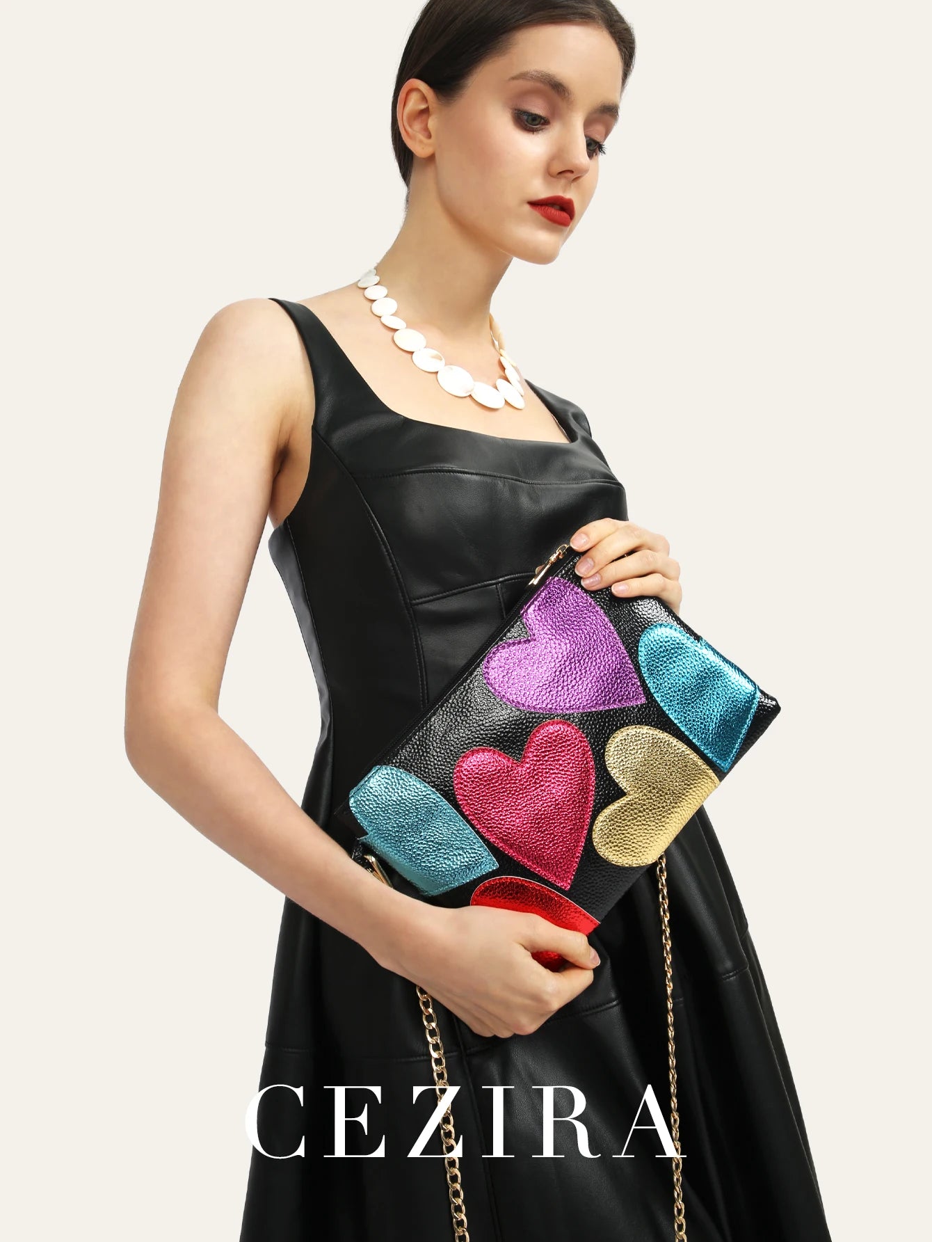 Colorful Metallic Heart Pattern Clutch